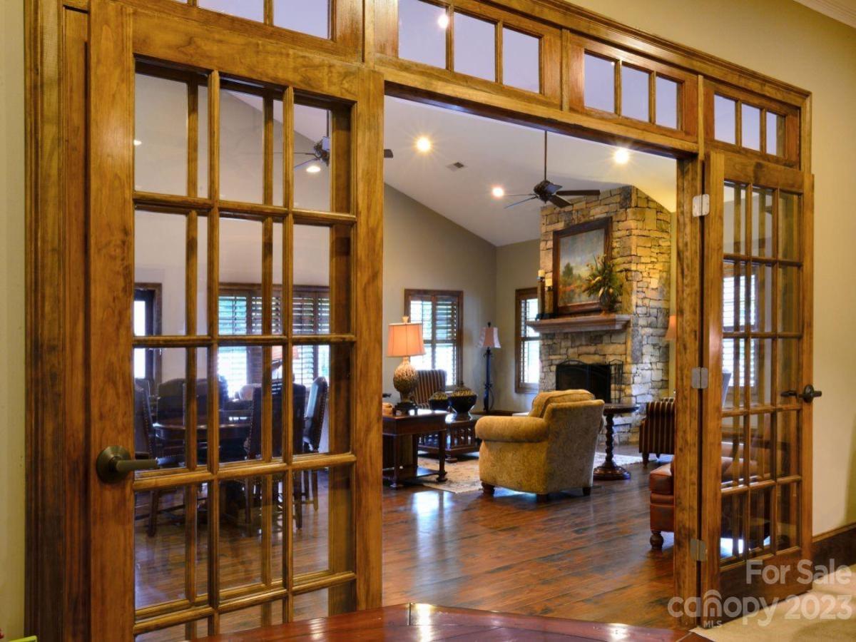 MLS #CAR4019076 image #4