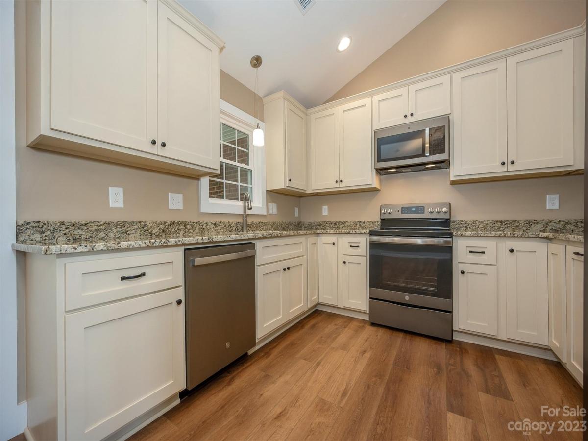 MLS #CAR4038141 image #10