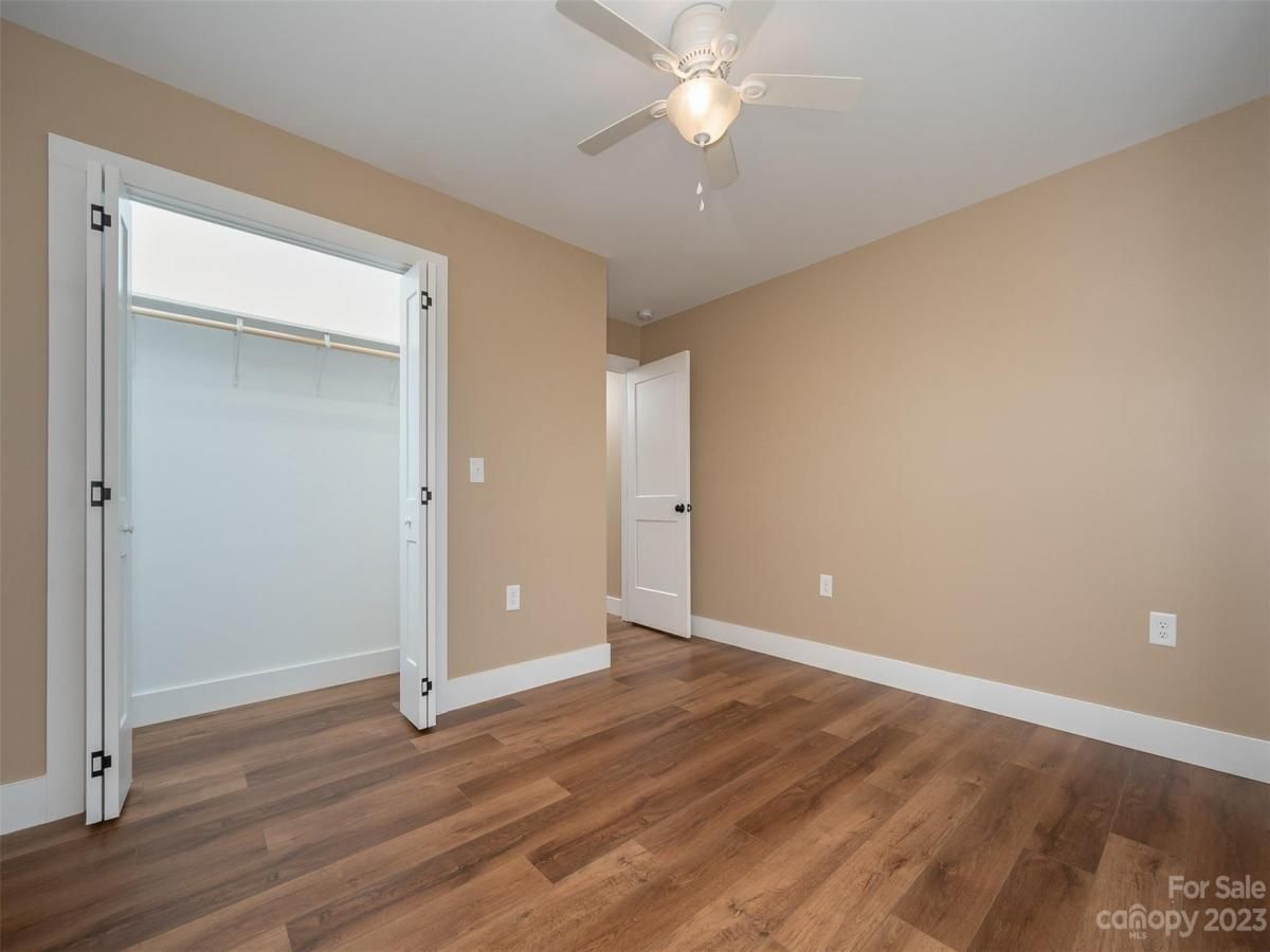 MLS #CAR4038141 image #16