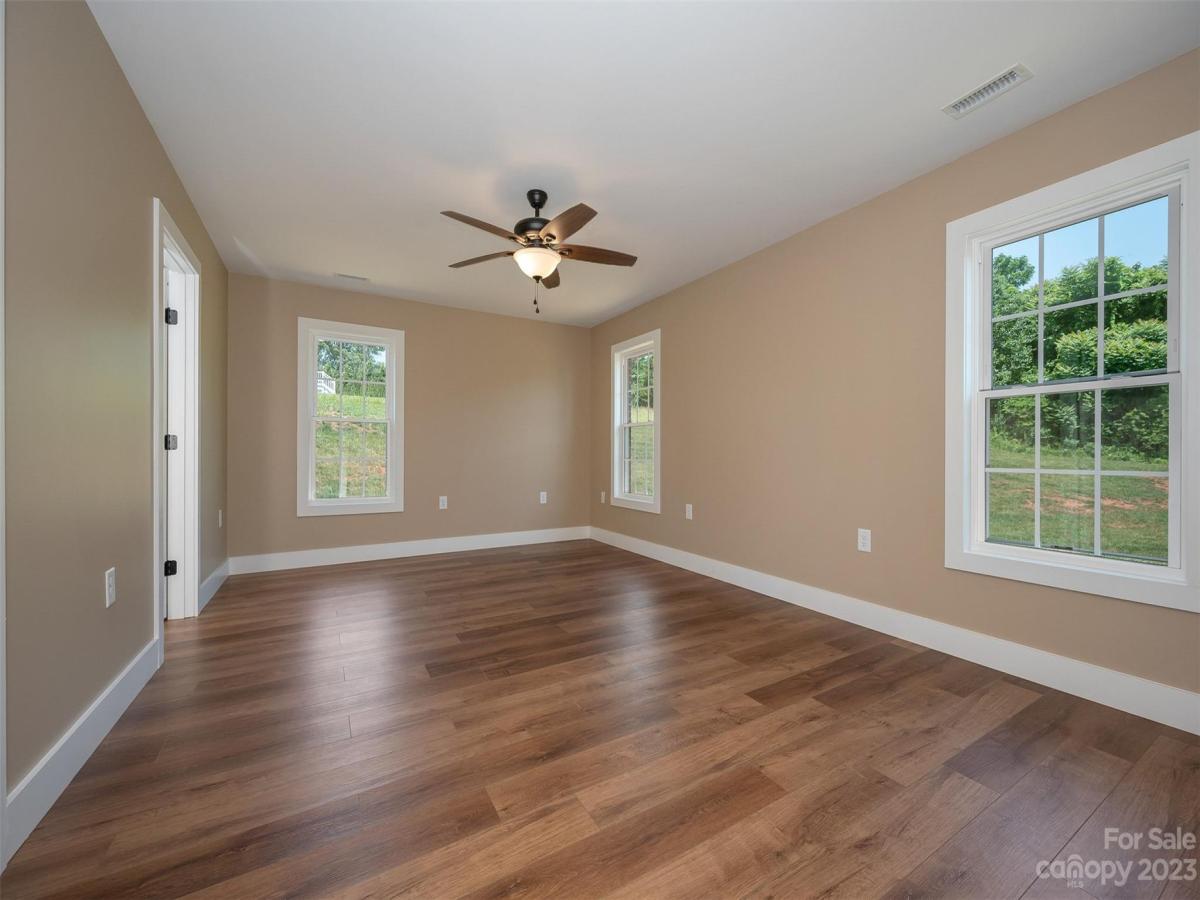 MLS #CAR4038141 image #23