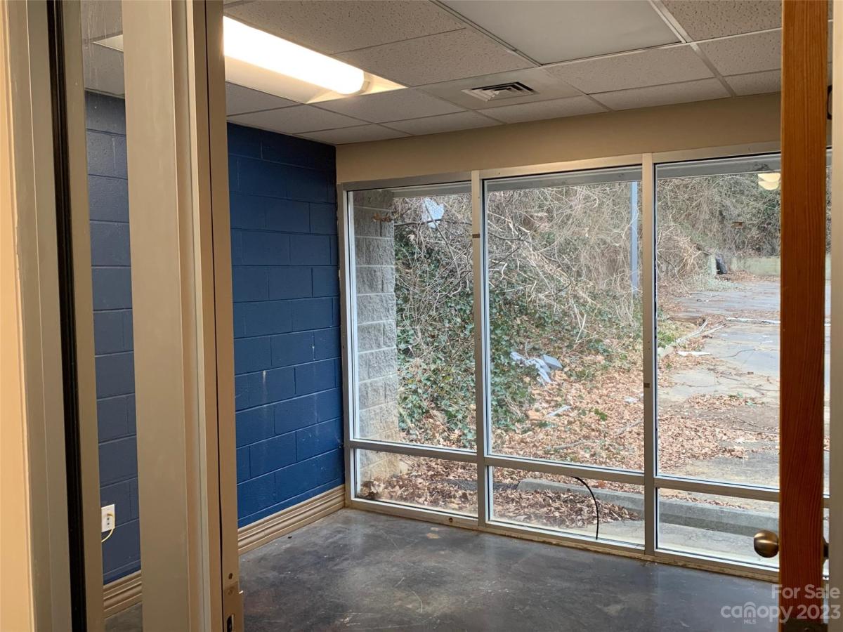 MLS #CAR4042366 image #10