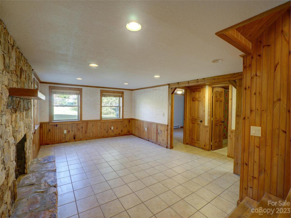 MLS #CAR4047288 image #12