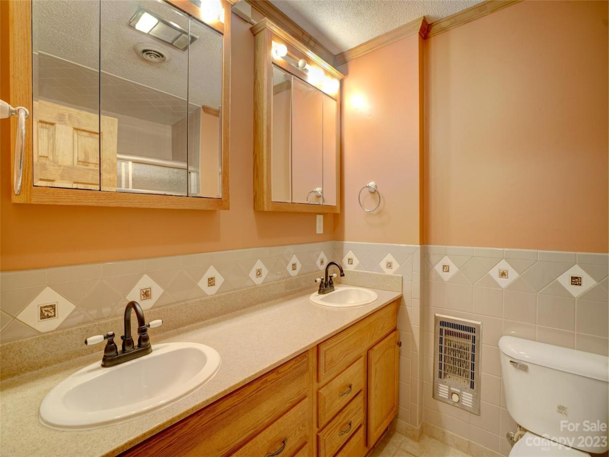 MLS #CAR4047288 image #20