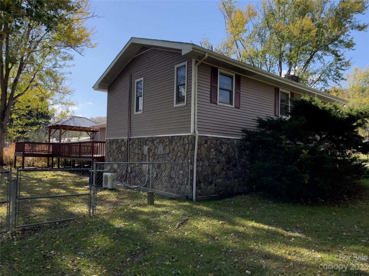 MLS #CAR4047288 image #33