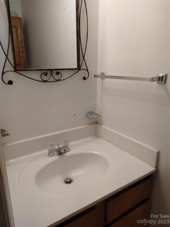 MLS #CAR4028642 image #9