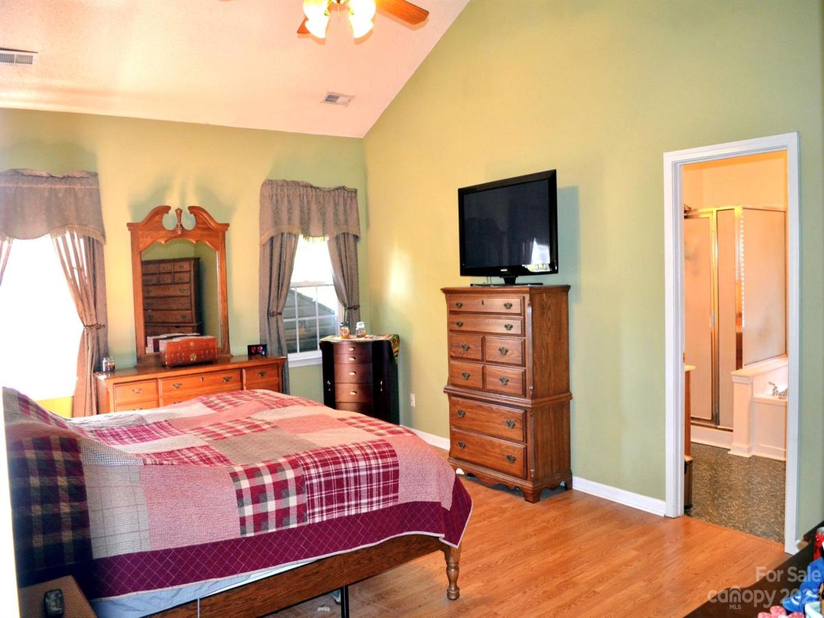 MLS #CAR4079000 image #16