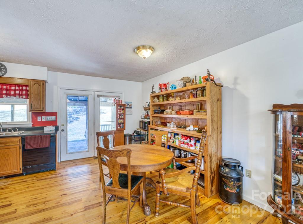 MLS #CAR4103301 image #8