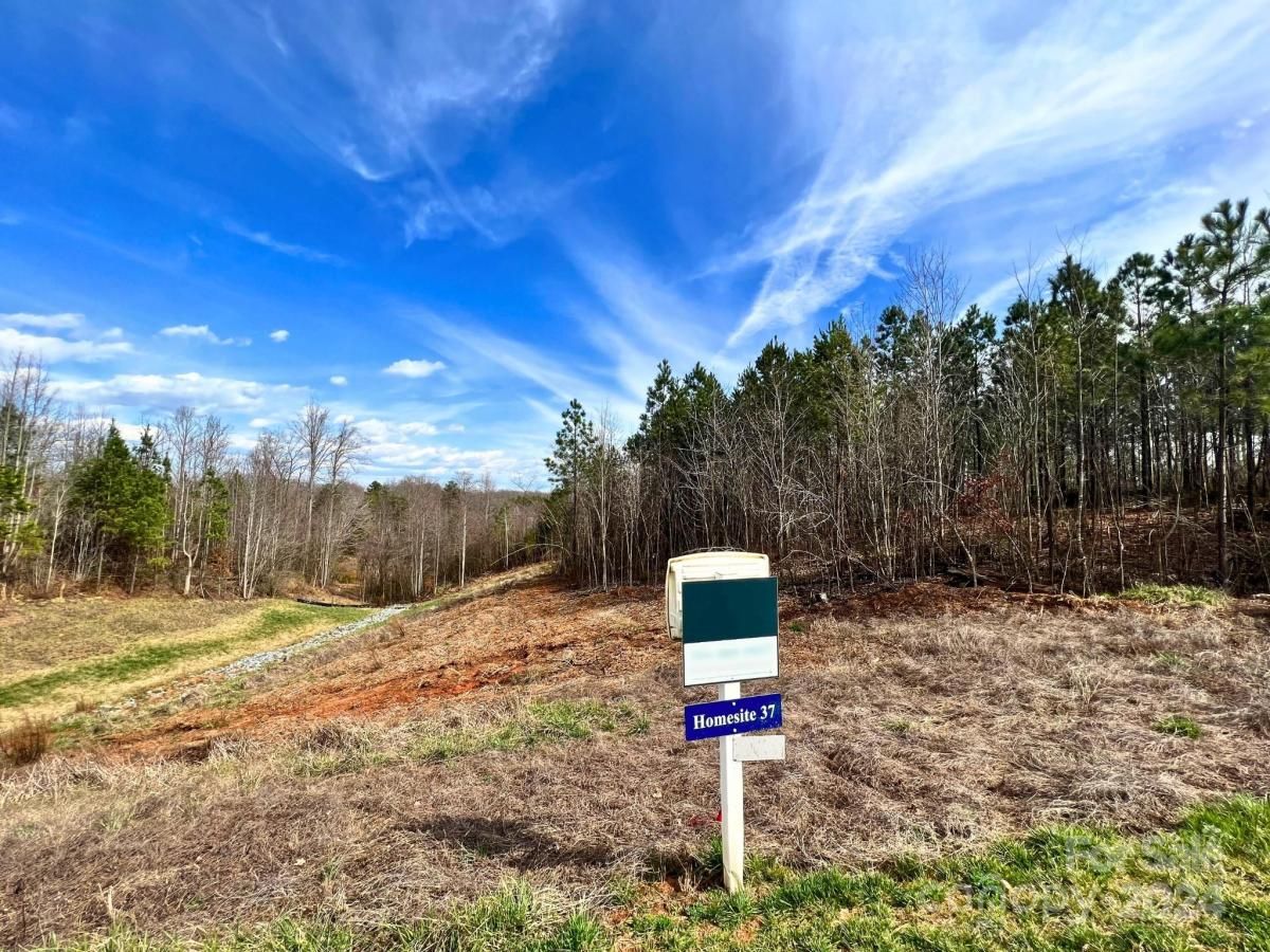 MLS #CAR4107524 image #1