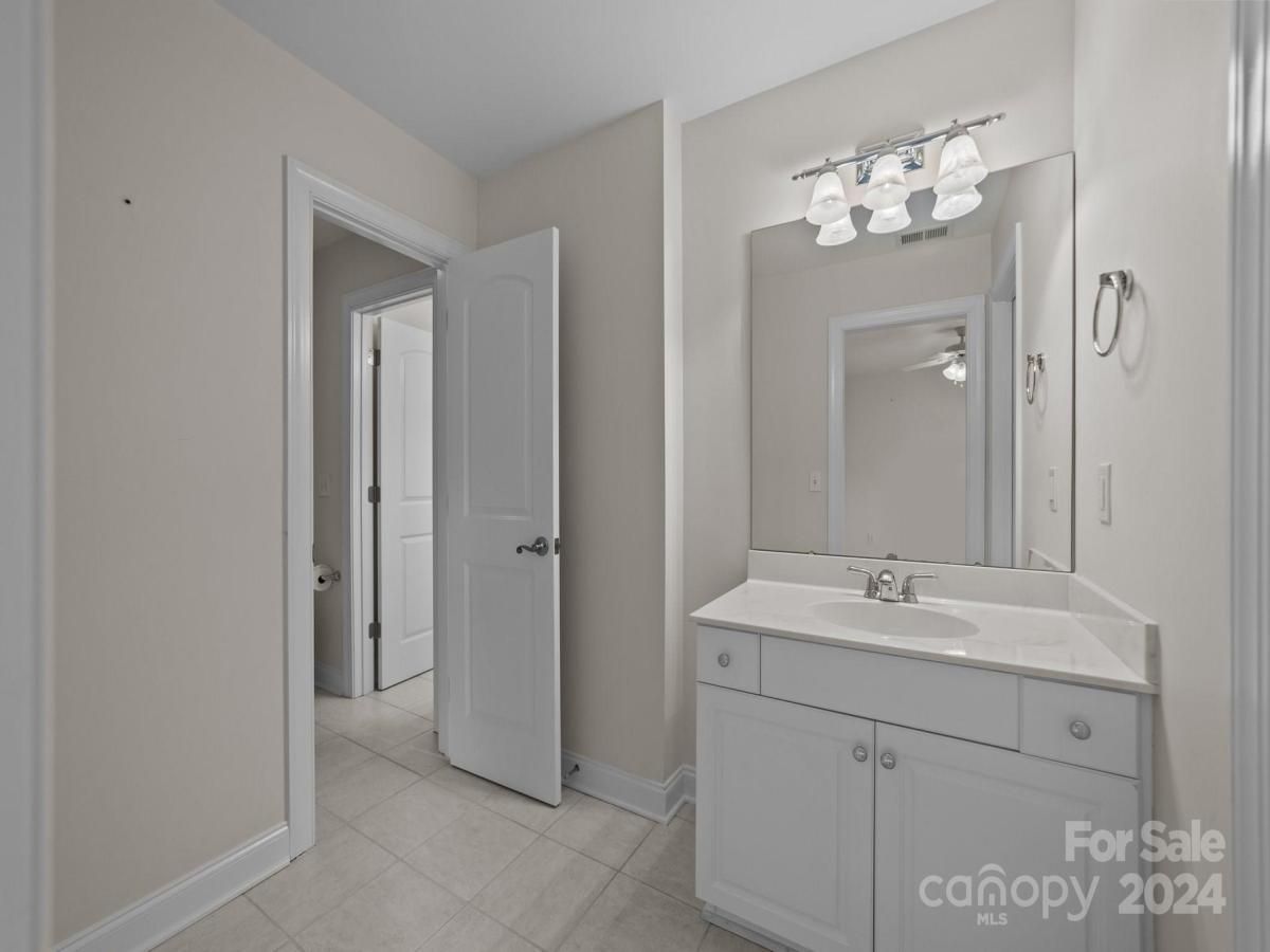 MLS #CAR4122071 image #33