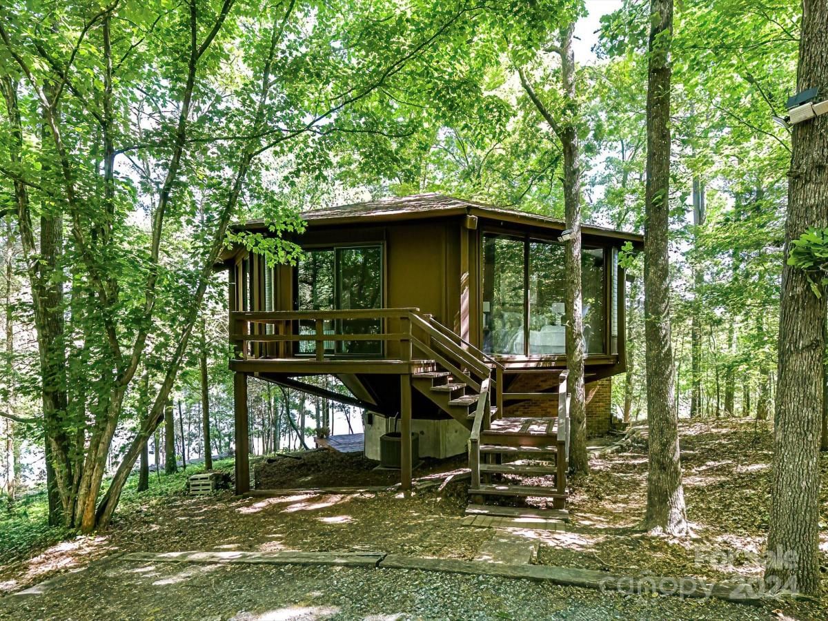 MLS #CAR4135247 image #0