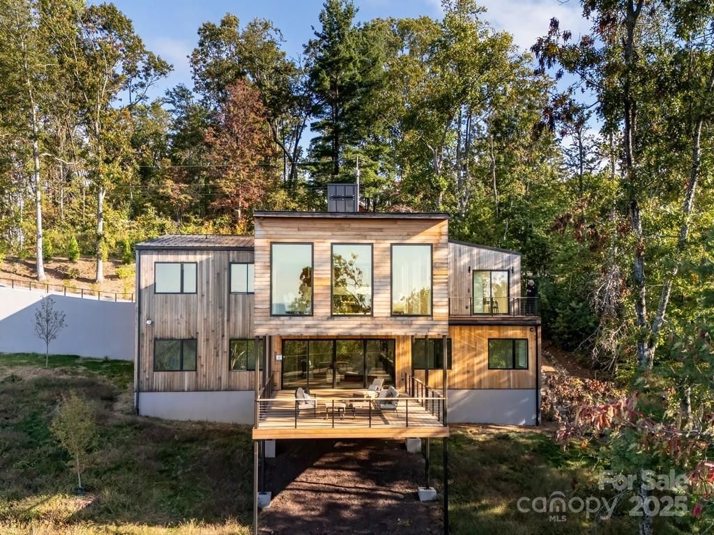 MLS #CAR4149026 image #0