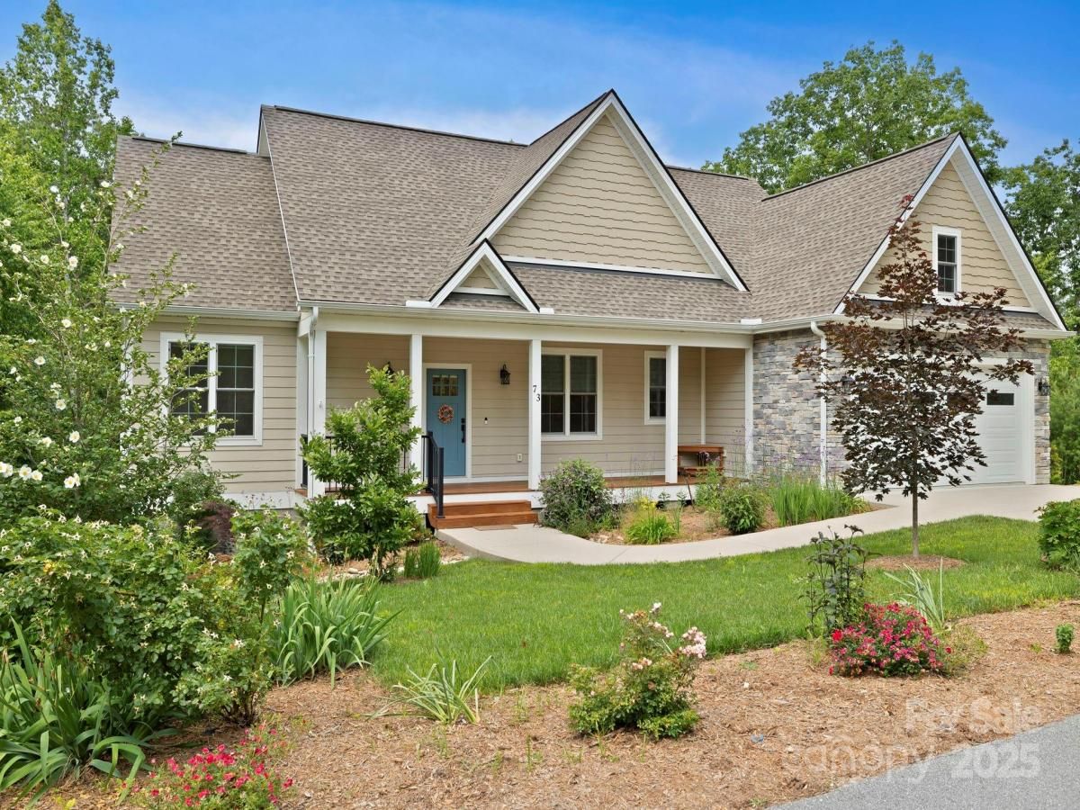 MLS #CAR4203764 image #0