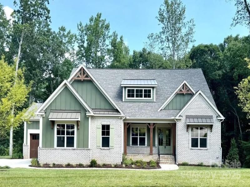 MLS #CAR4203775 image #0