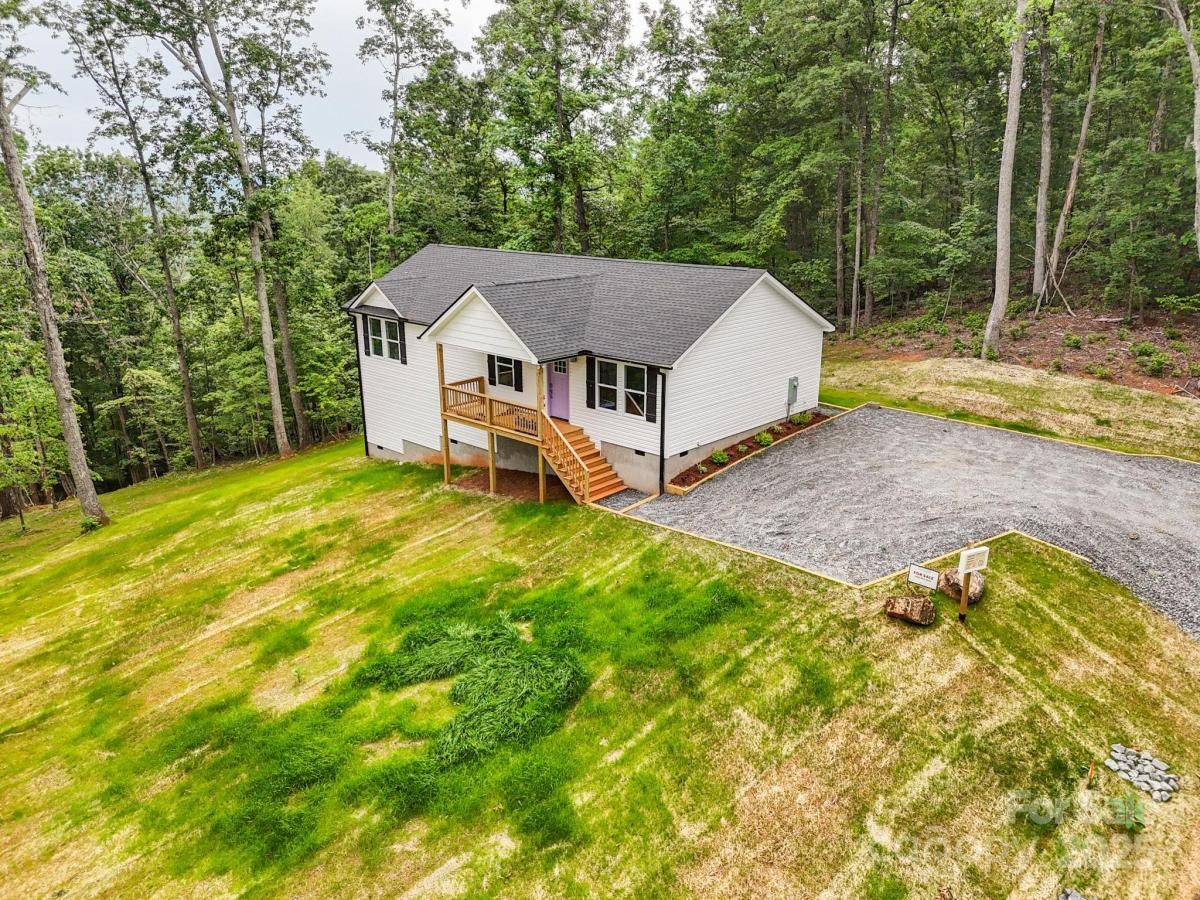 MLS #CAR4212712 image #0