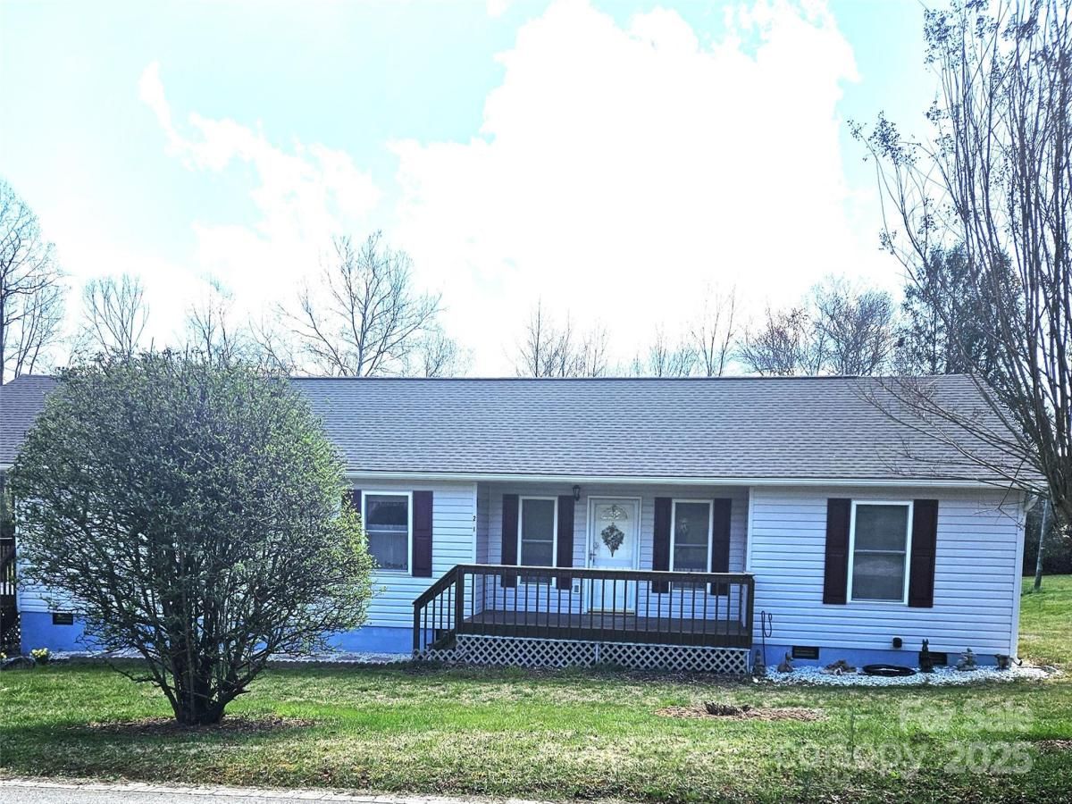 MLS #CAR4213787 image #0