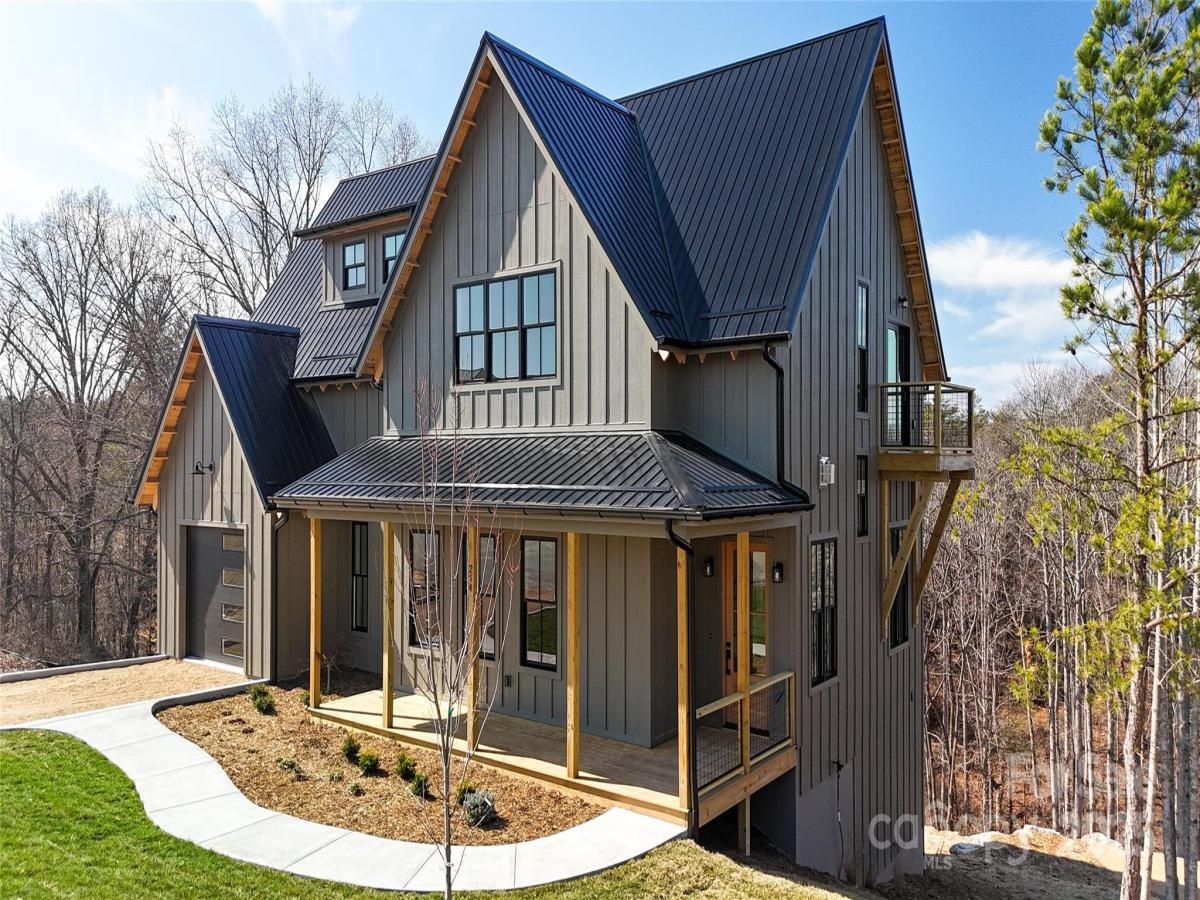 MLS #CAR4219228 image #0