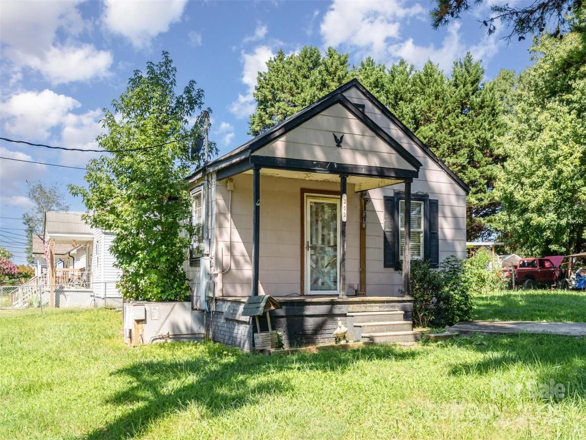 MLS #CAR4227810 image #0