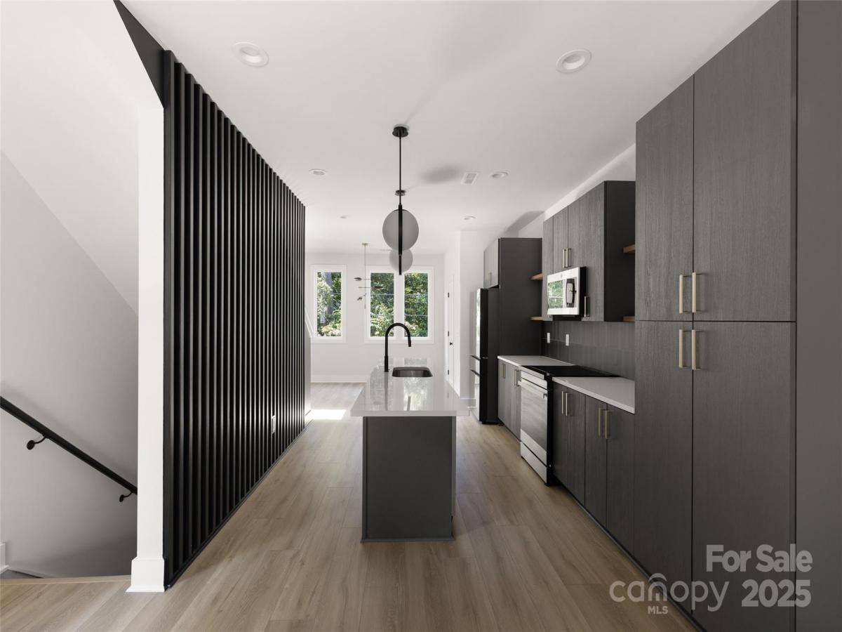 MLS #CAR4231404 image #0