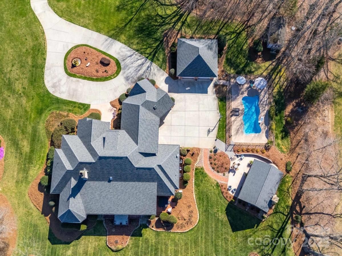 MLS #CAR4236007 image #0