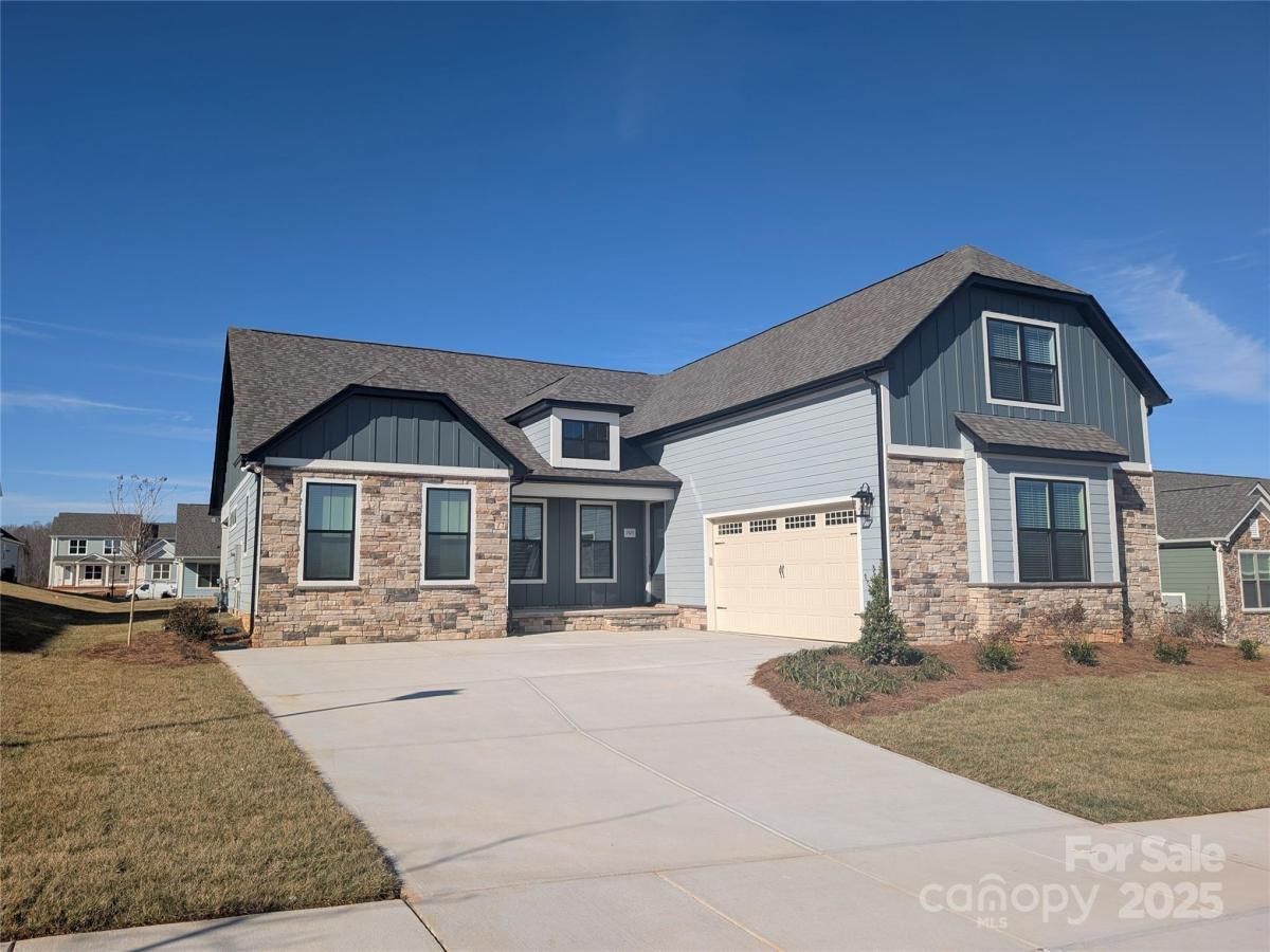 MLS #CAR4239492 image #0