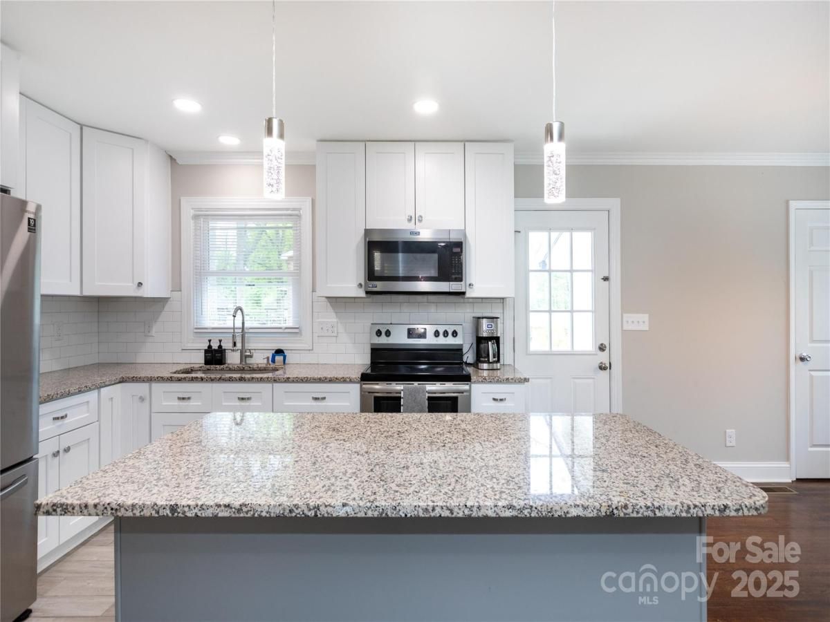 MLS #CAR4241329 image #0