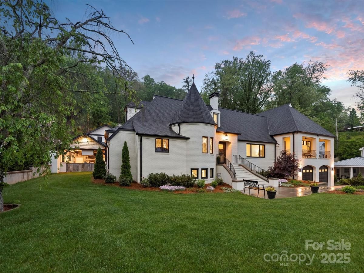 MLS #CAR4241334 image #0