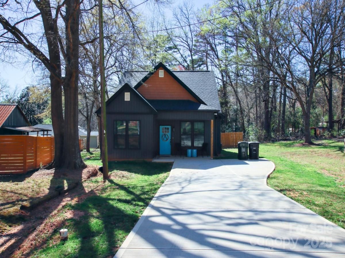 MLS #CAR4241426 image #0