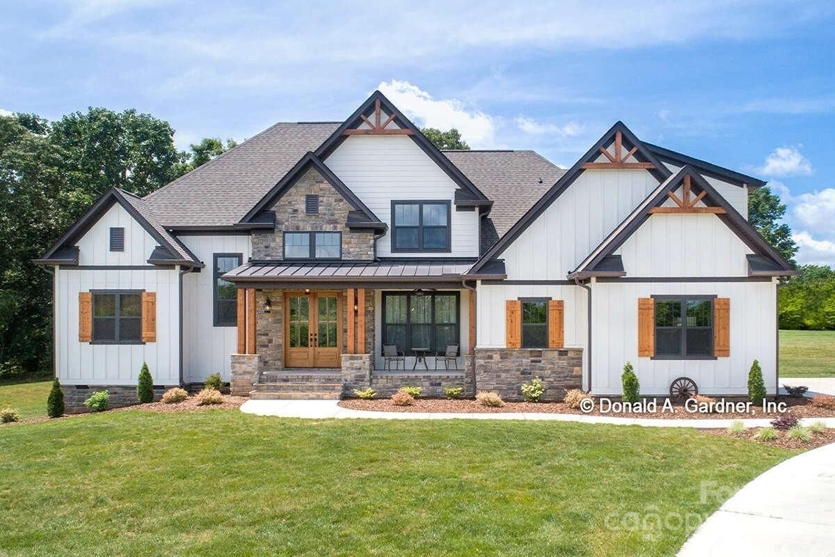 MLS #CAR4241175 image #0