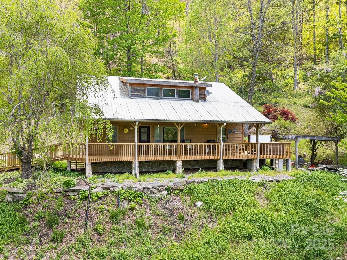 MLS #CAR4246489 image #0