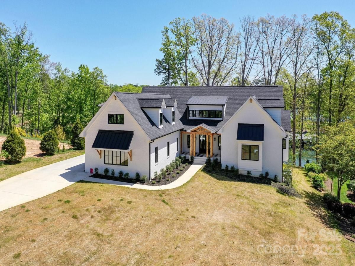 MLS #CAR4246842 image #0