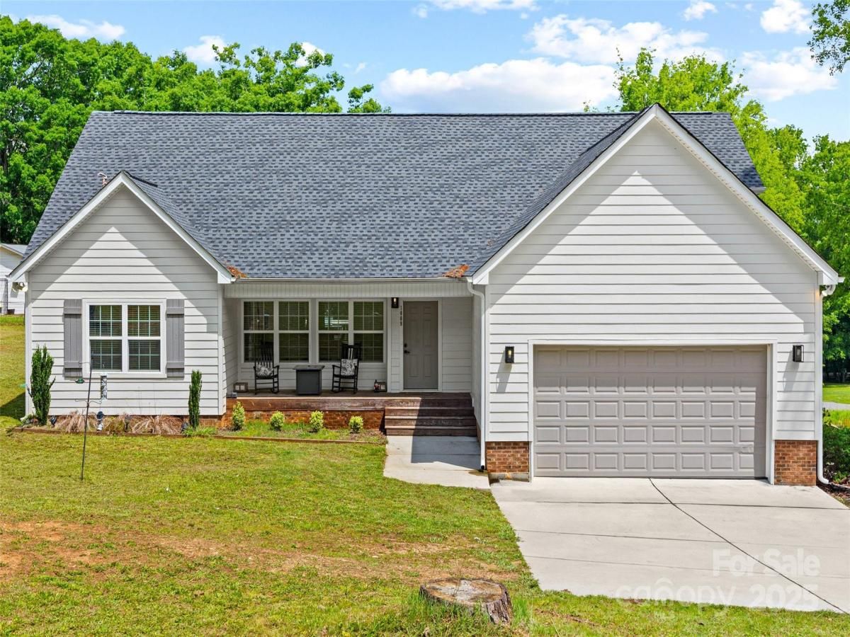 MLS #CAR4249464 image #0