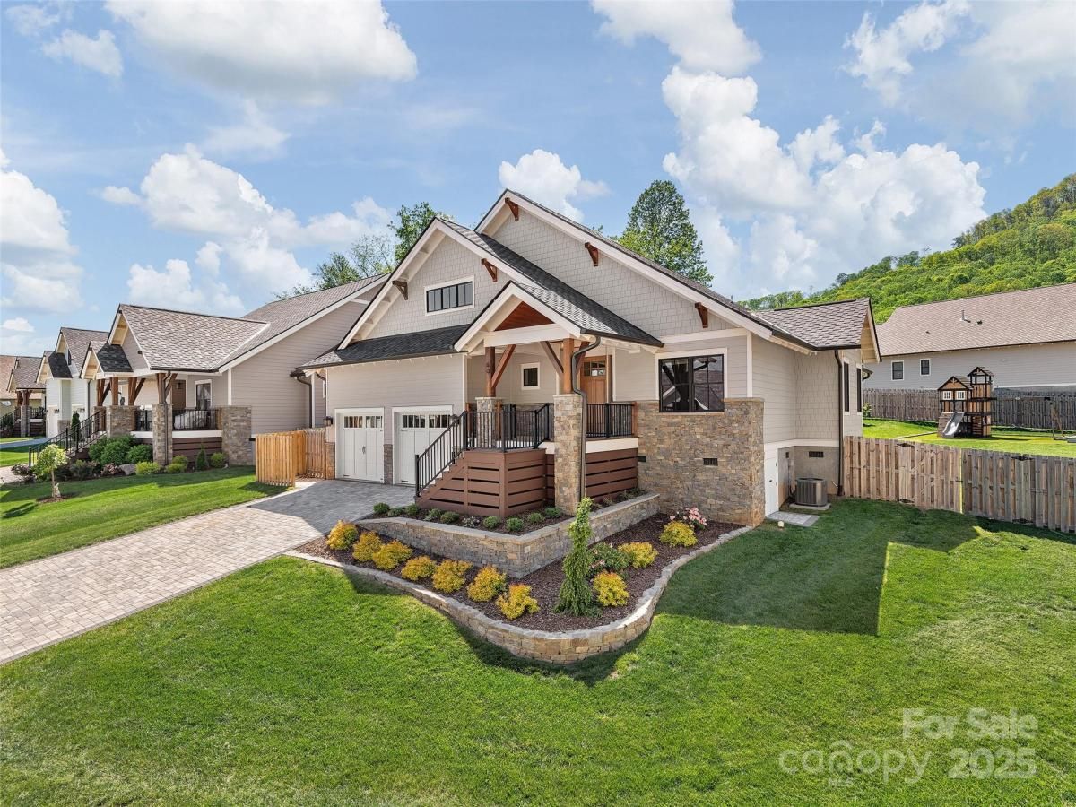 MLS #CAR4249858 image #0