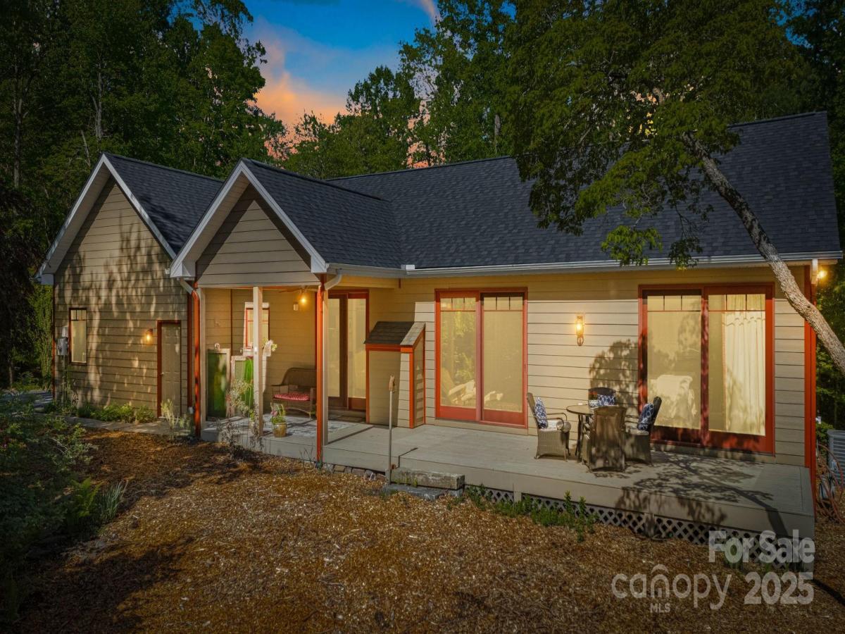 MLS #CAR4250586 image #0