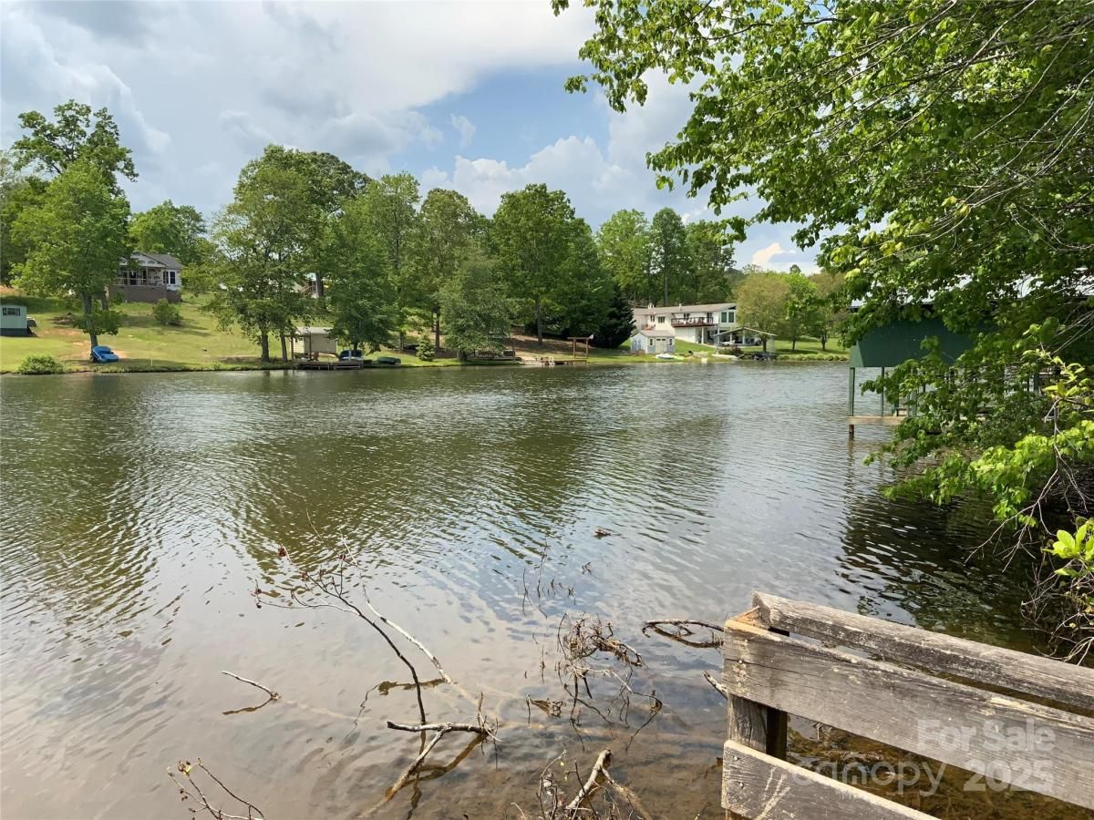 MLS #CAR4251985 image #0