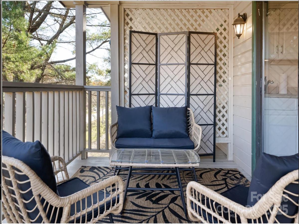 MLS #CAR4252029 image #0