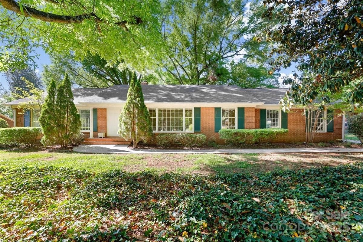 MLS #CAR4252075 image #0