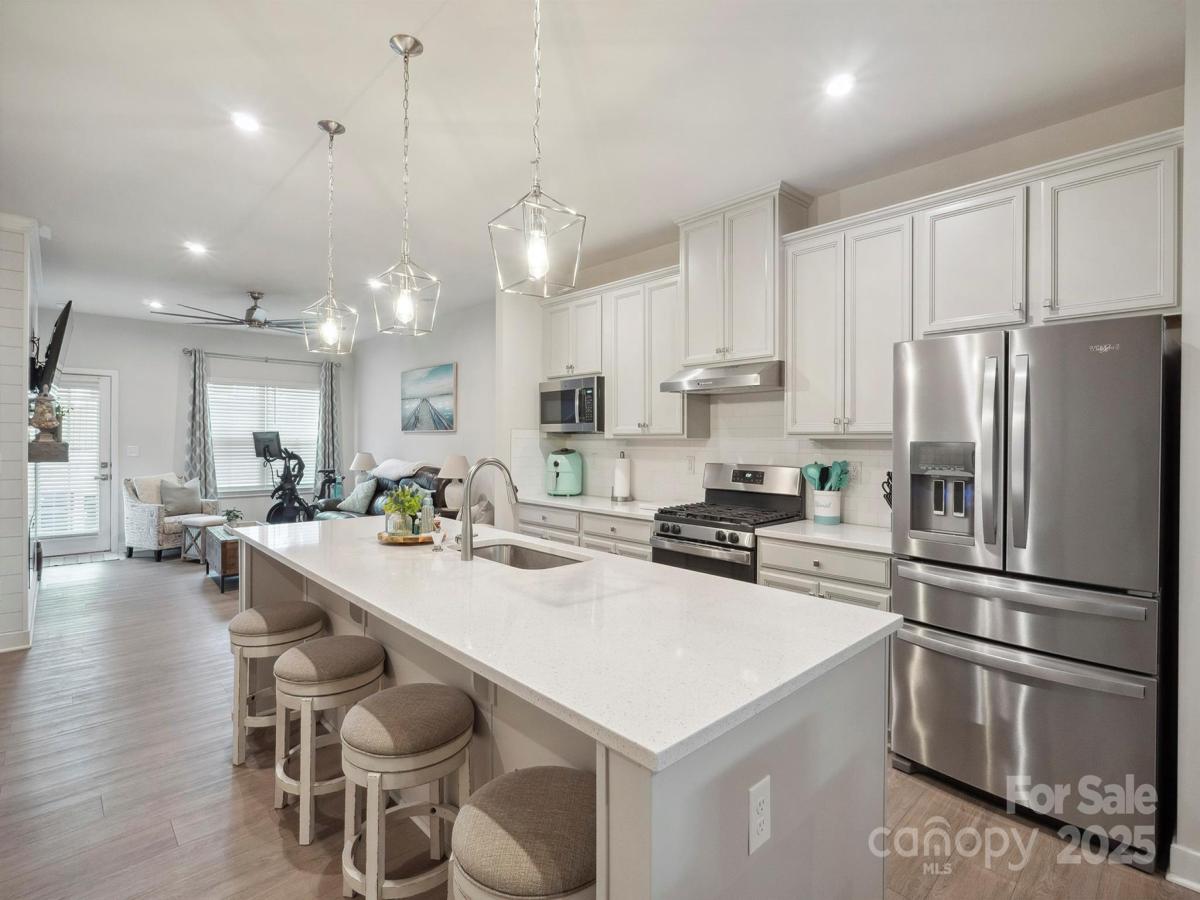 MLS #CAR4252671 image #0