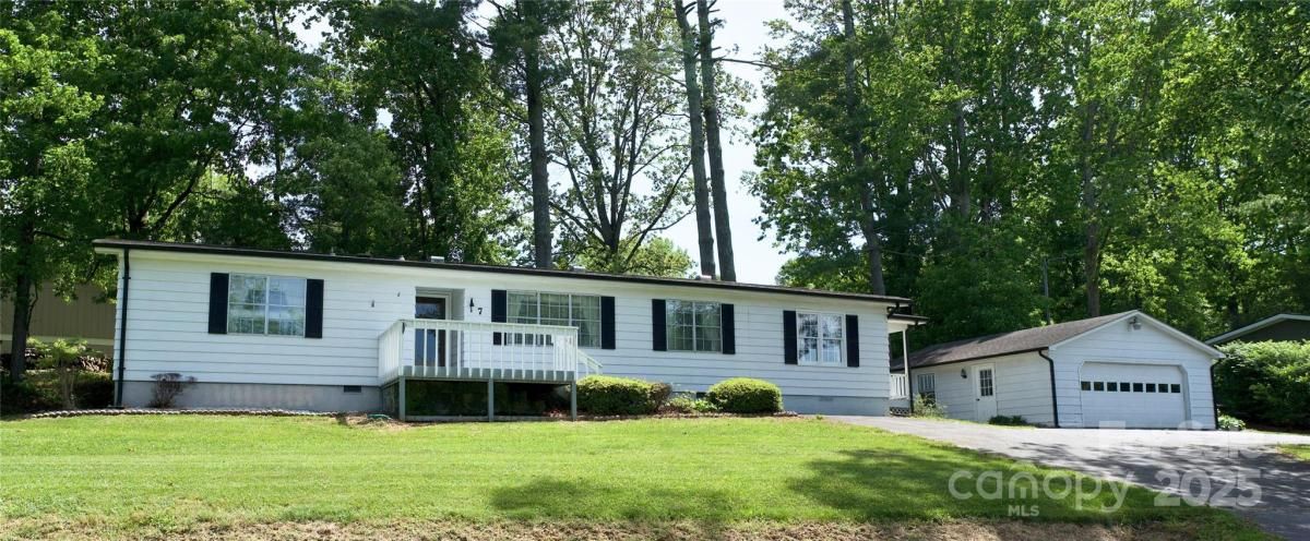 MLS #CAR4256296 image #0