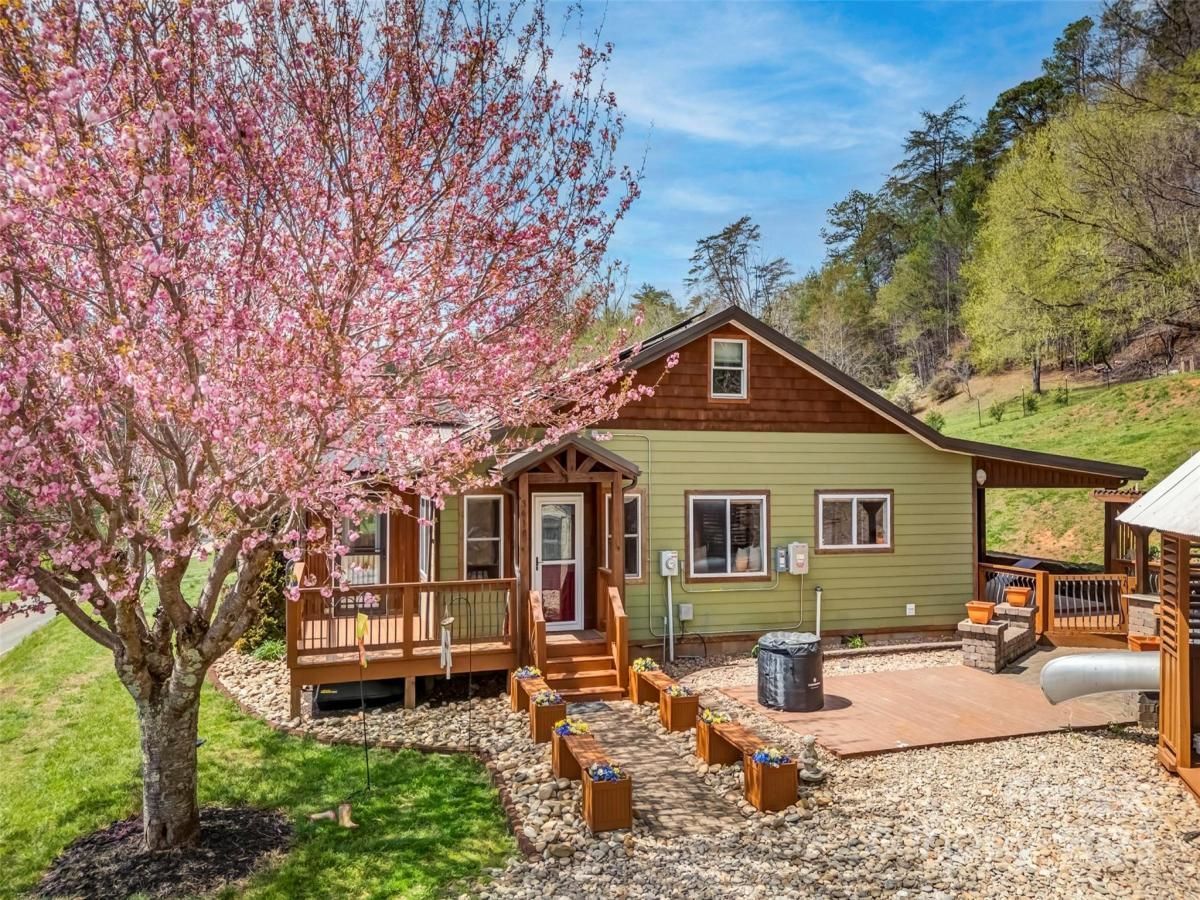 MLS #CAR4256820 image #0