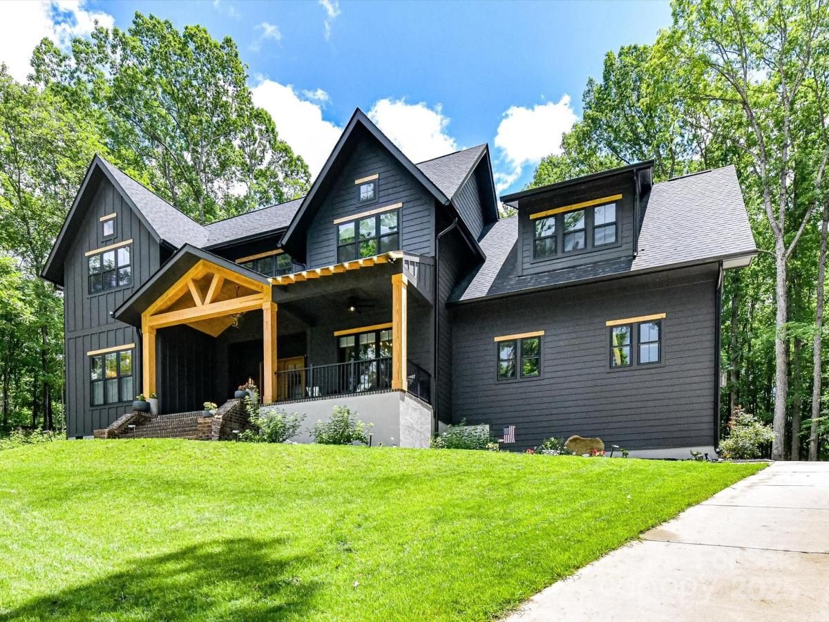 MLS #CAR4258264 image #0