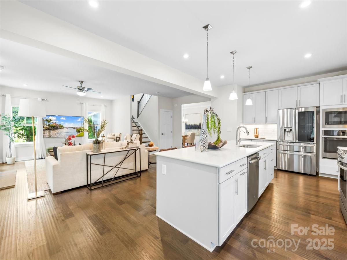 MLS #CAR4259020 image #0