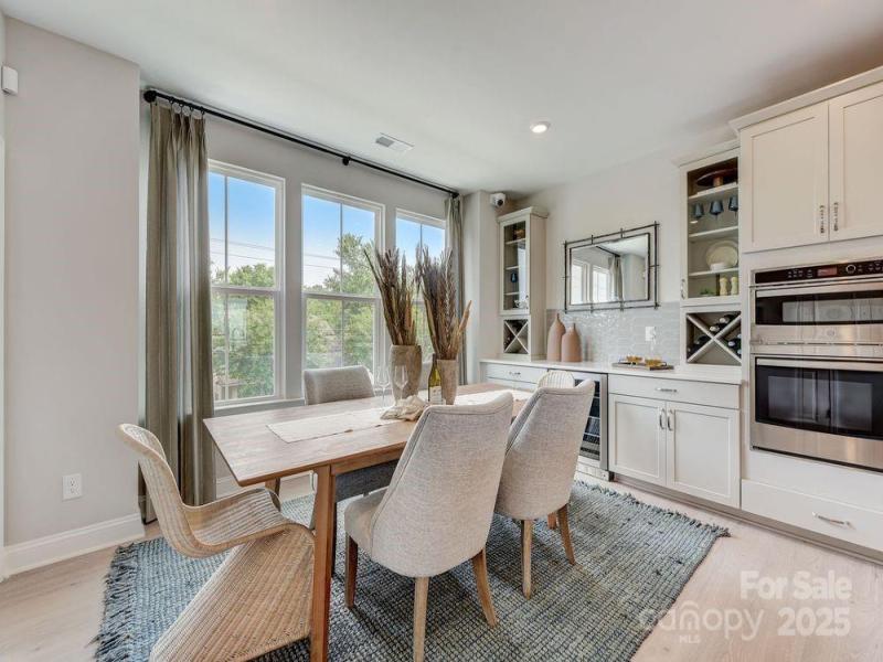 MLS #CAR4259136 image #0