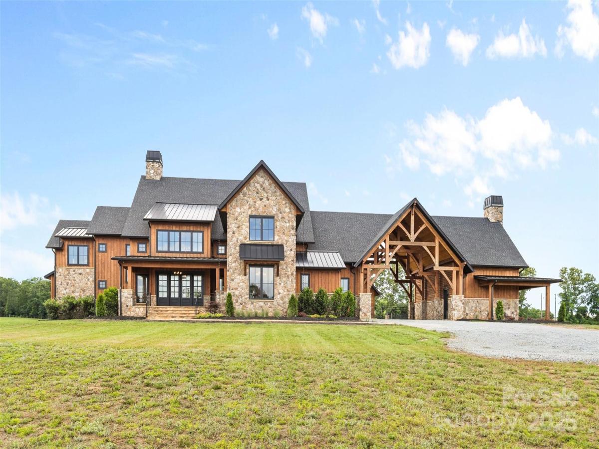 MLS #CAR4259856 image #0