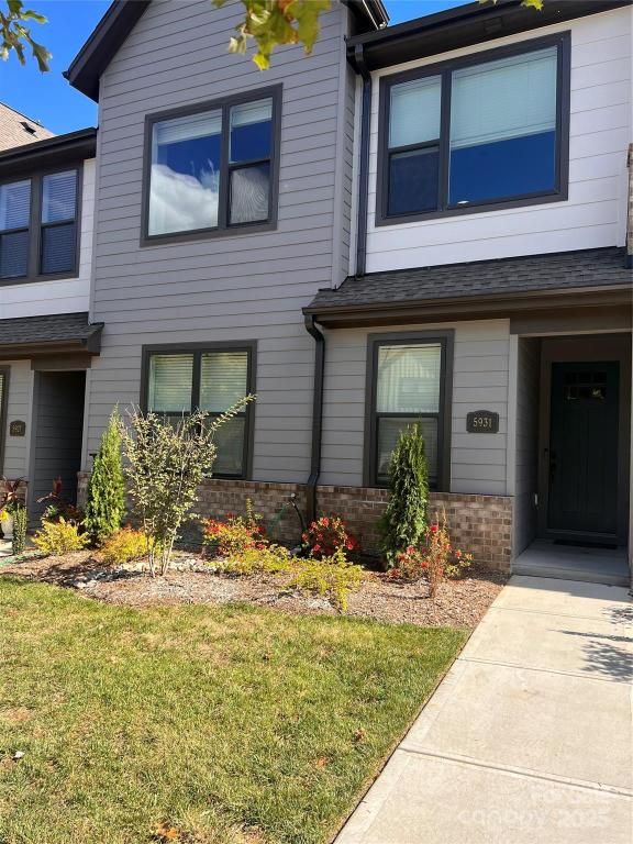 MLS #CAR4260293 image #0