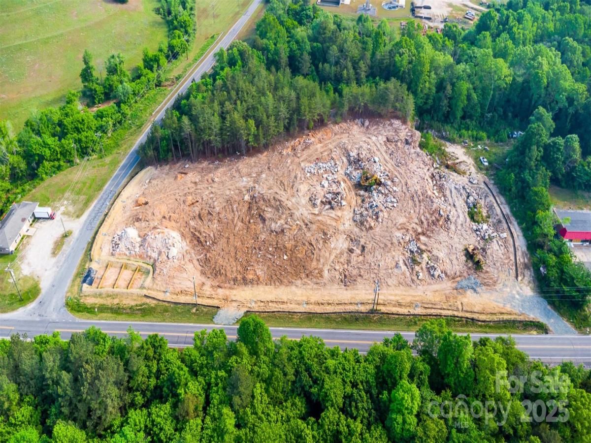 MLS #CAR4261065 image #0