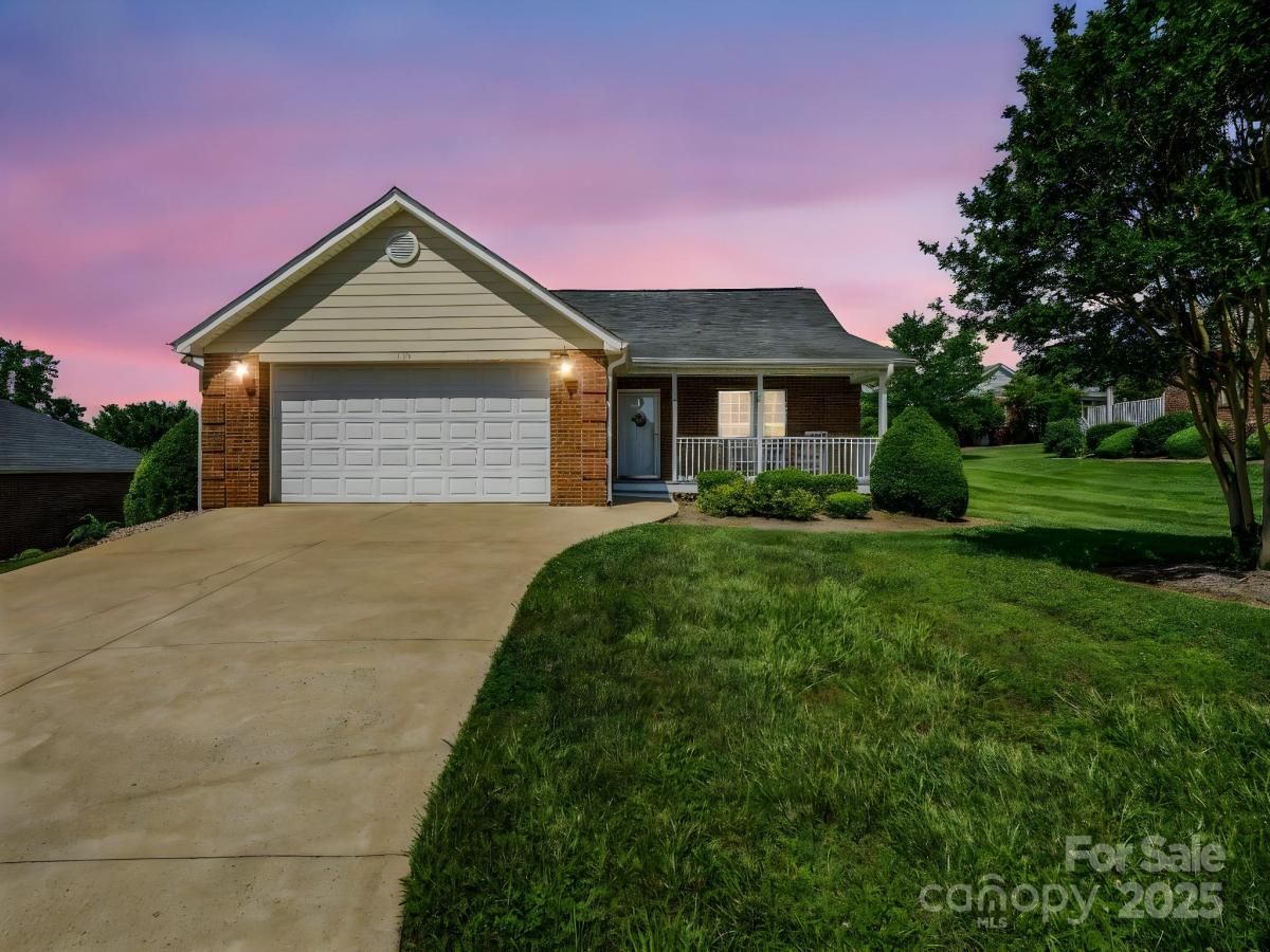 MLS #CAR4261398 image #0