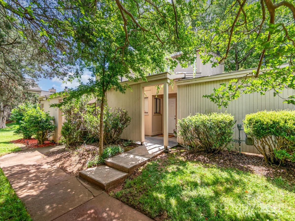 MLS #CAR4262727 image #0