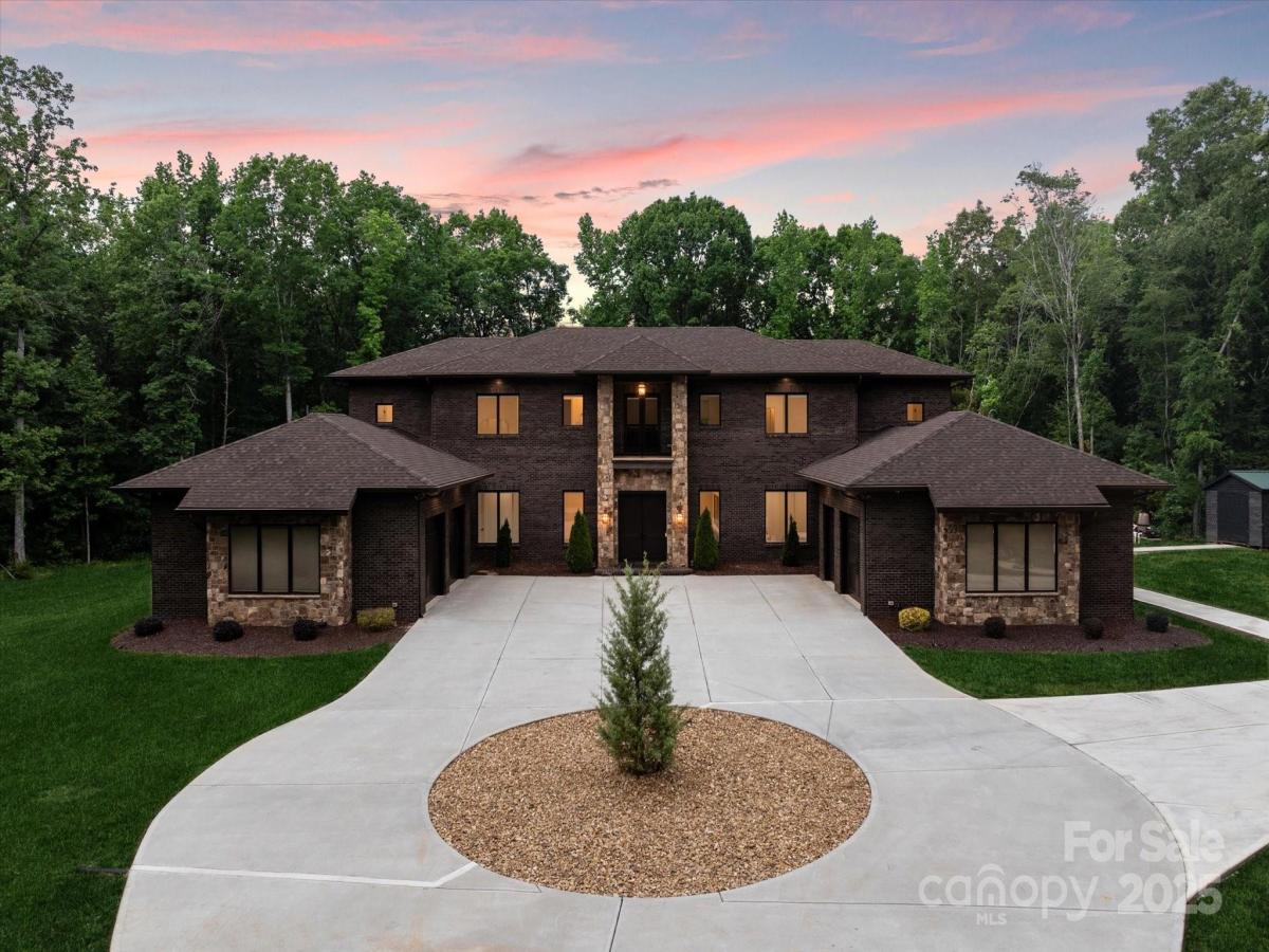 MLS #CAR4262744 image #0