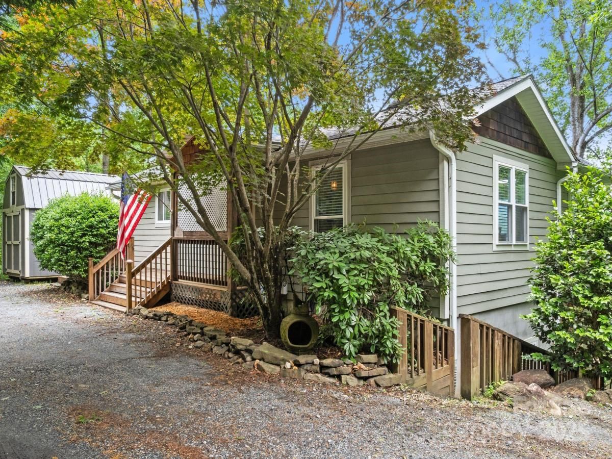 MLS #CAR4262844 image #0