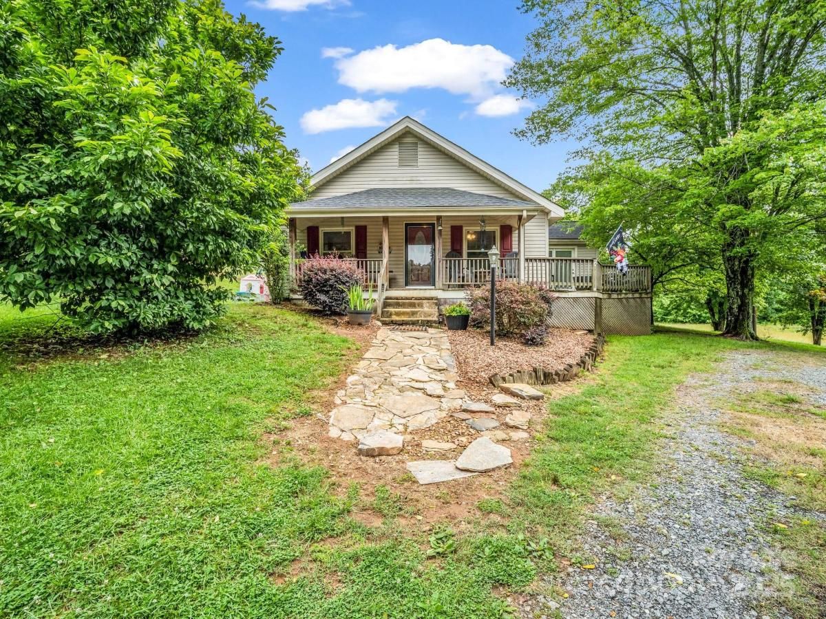 MLS #CAR4265022 image #0